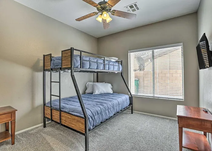 Putting + Game Room: Oasis *