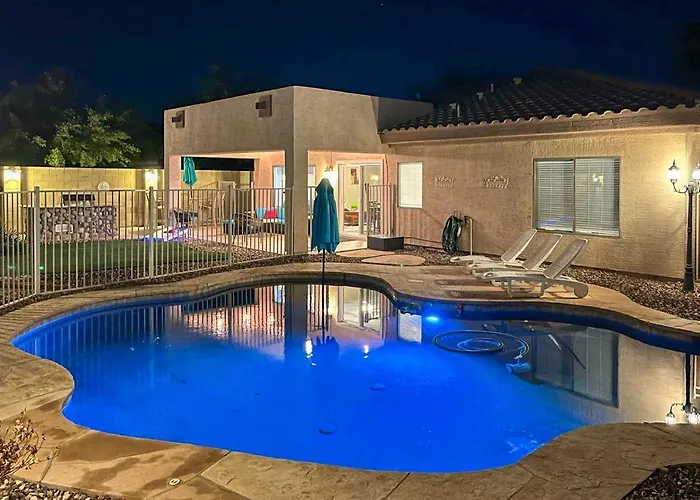 Putting + Game Room: Oasis Сasa de vacaciones